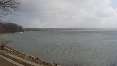 Lake_Maxinkuckee_shoreline_at_Culver