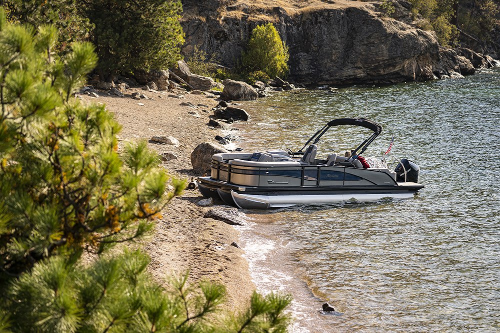 https://8882038.fs1.hubspotusercontent-na1.net/hubfs/8882038/Corsa%20pics%202022/23UC/23UC-Corsa_RLB3515.jpg