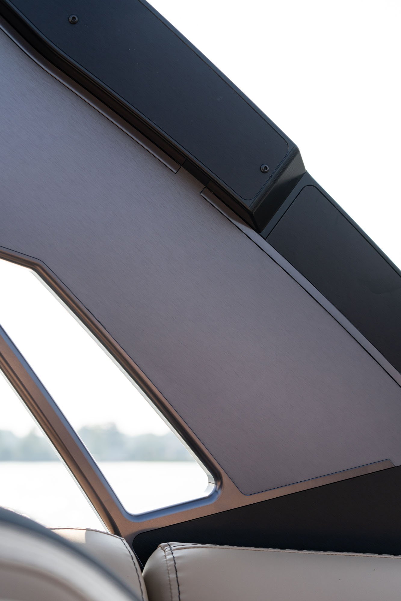 Lusso_25QCSS_RTL03023