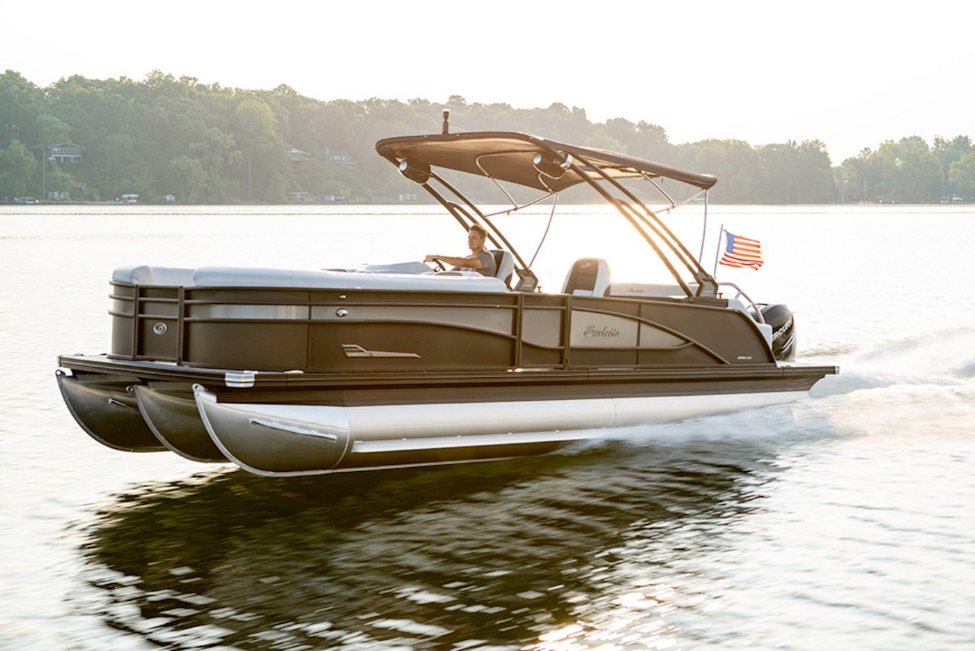 Is a Pontoon Boat Right for you? Pros and Cons of Owning a Pontoon