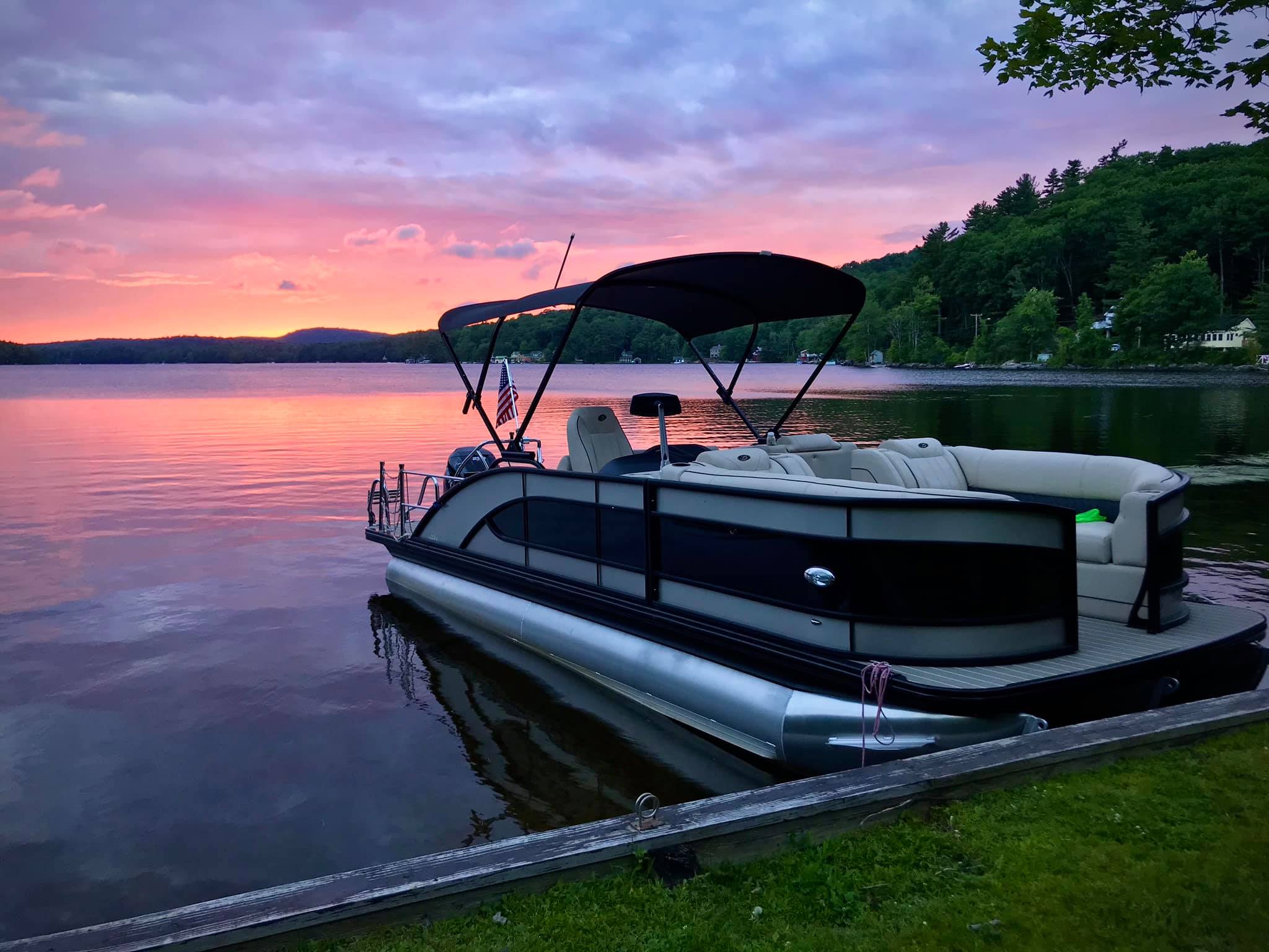 The Perfect Sunset Boat Ride (Tips for Boaters)