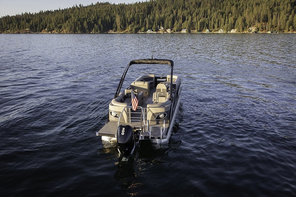 How to Choose a Pontoon Boat Engine (6 Horsepowered Considerations)