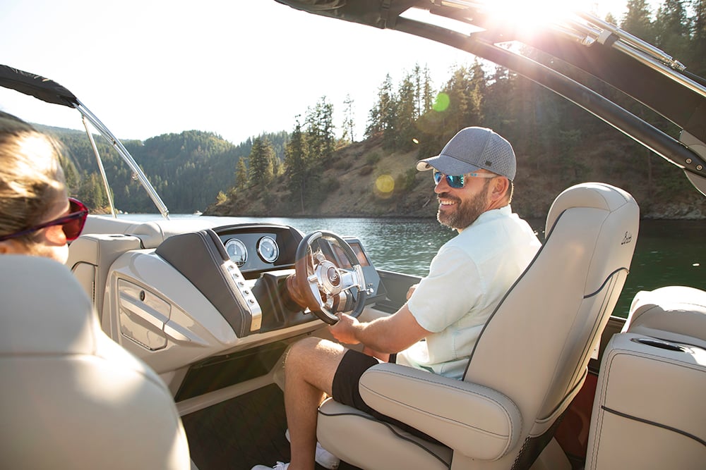 The Best Hats for Boating (6 Top Choices)